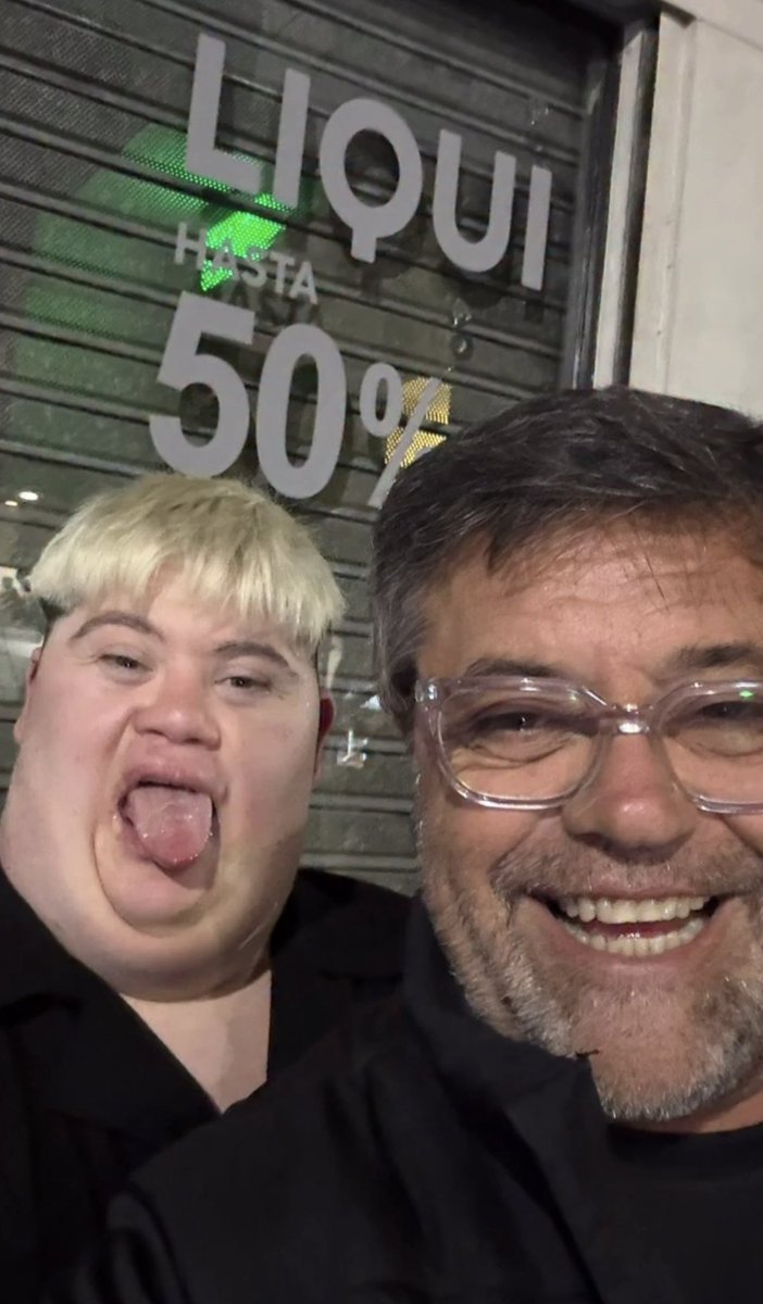 mostrame una foto que tenga mas aura que esta foto