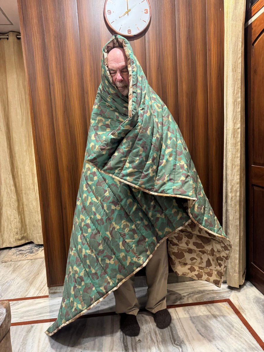 「海兵隊のポンチョのパターンで布団を作ってみたよ」じゃあねえよ！
そんな金と暇があるなら自分のトコの商品の精度を上げろよWPG