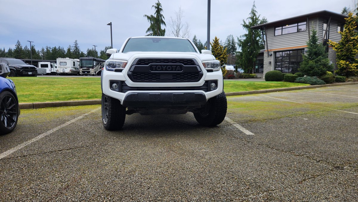 JanuaryAndOn (@januaryandon) on Twitter photo 