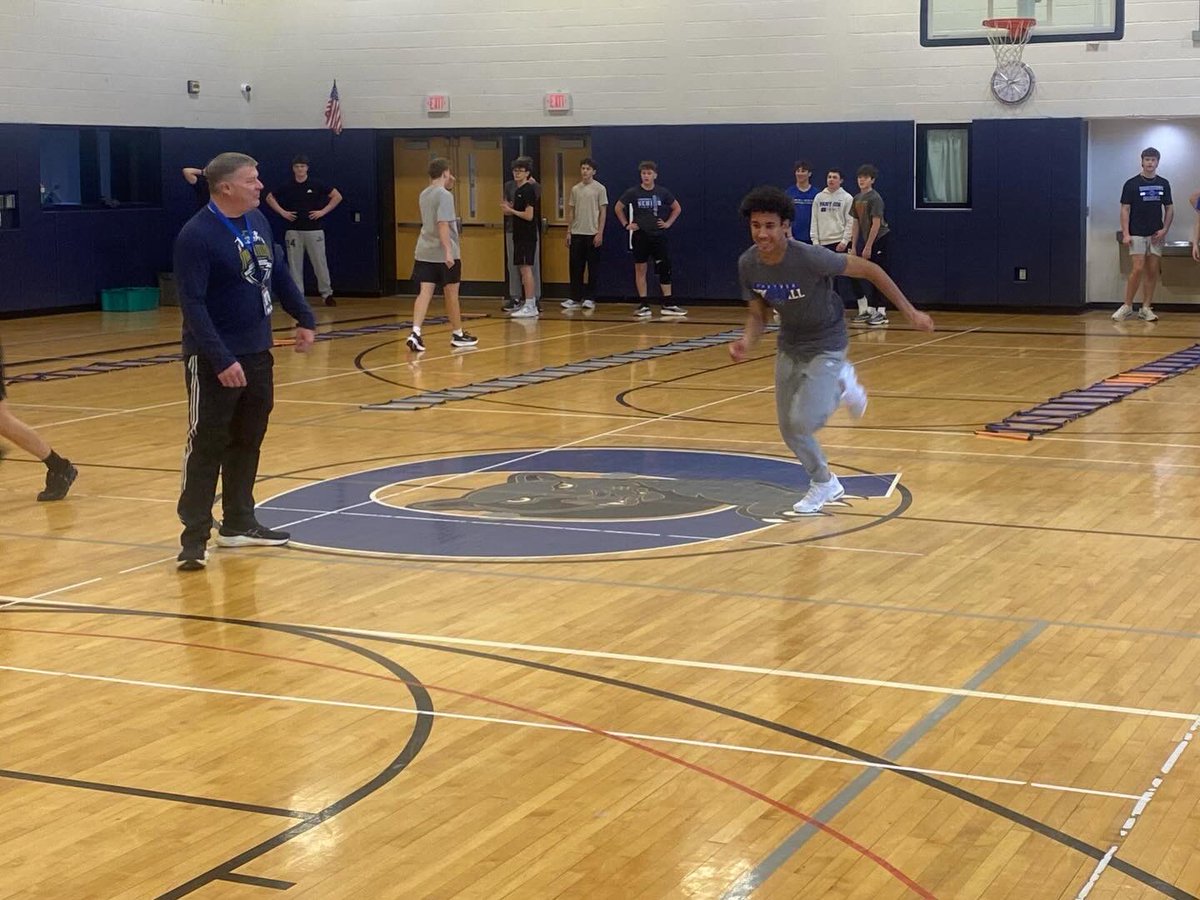 QPantherFB's tweet photo. Back at it! #getbettereveryday #PPF https://t.co/aaKxylplbE
