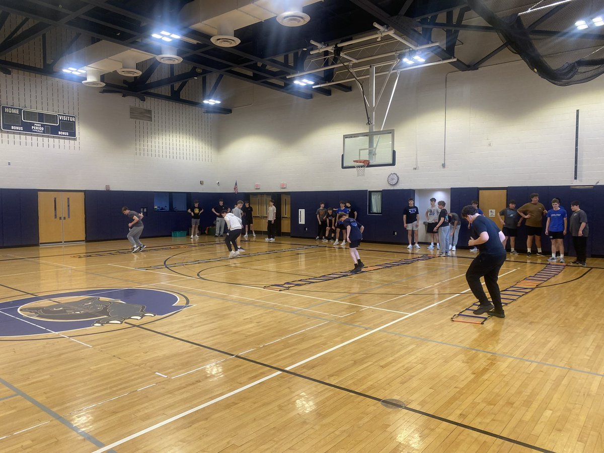 QPantherFB's tweet photo. Back at it! #getbettereveryday #PPF https://t.co/aaKxylplbE