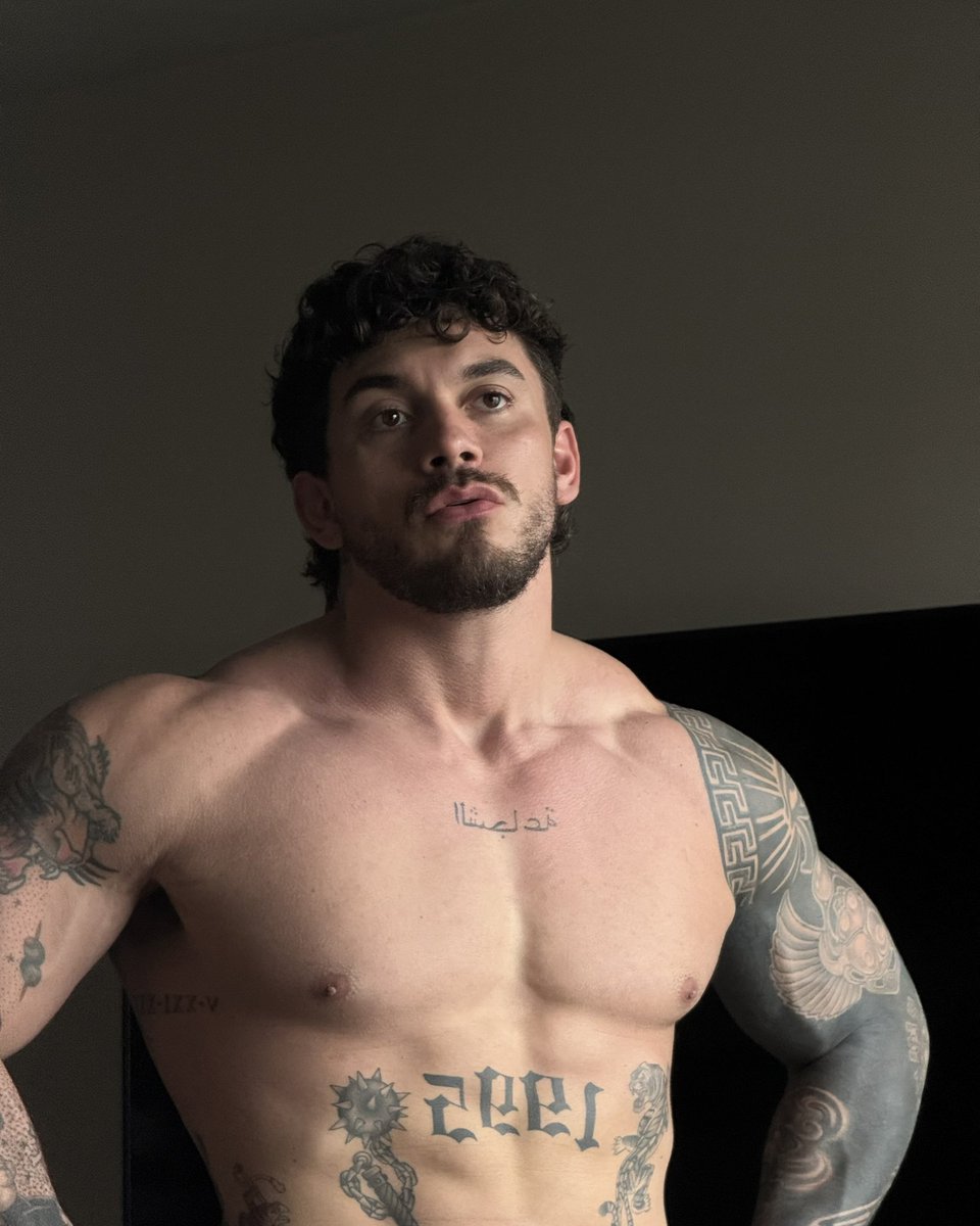 raphael_james tweet media