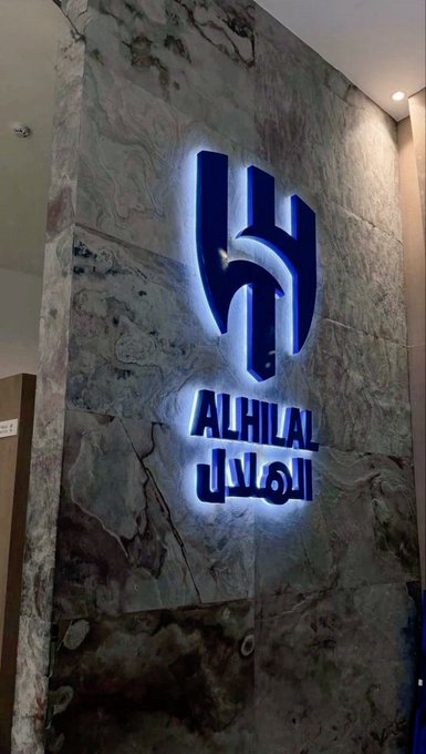 رد المتابعه  رتويت  نوصل 10الف متابع.