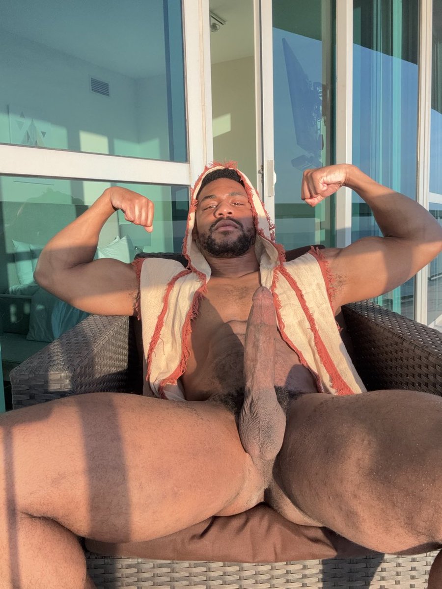 roxascalum1's tweet photo. Reply fast on telegram 👉 https://t.co/rvwjOtyhWZ who is ready for this Dm real quick 💦🌶️🔥 https://t.co/SYMFu54O2D
