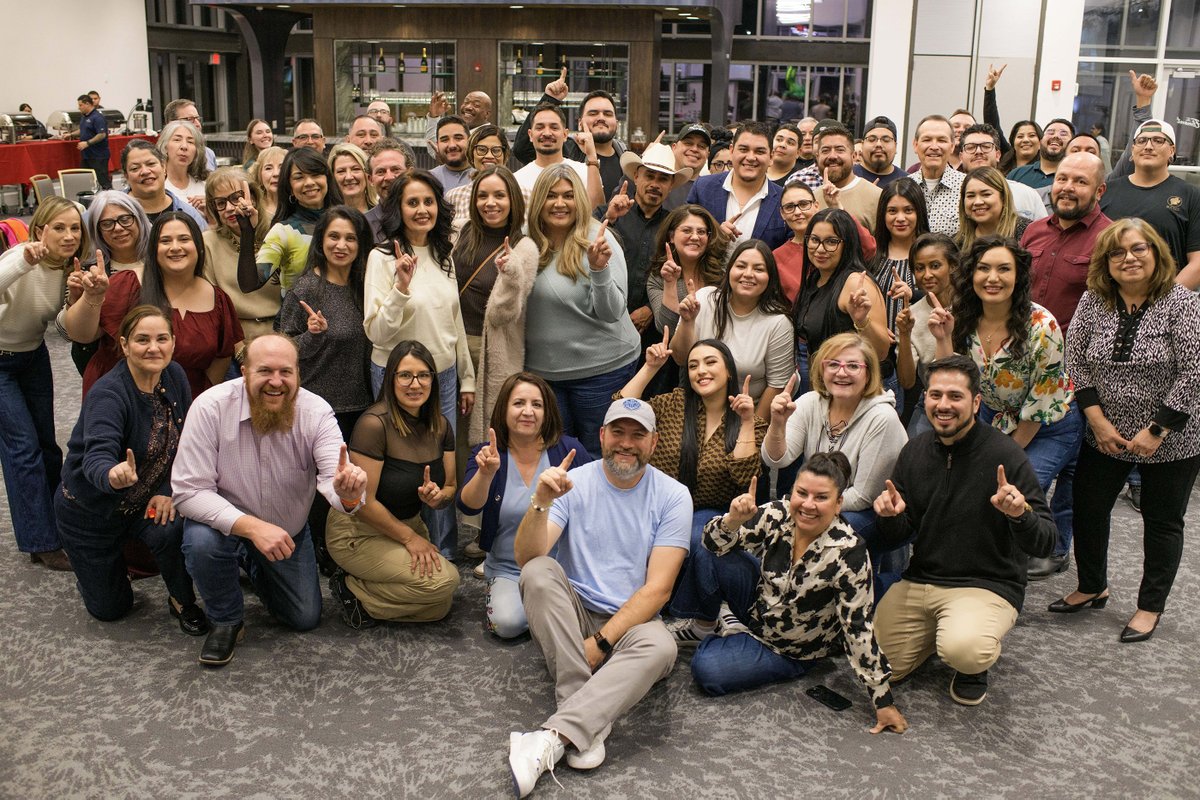 nusendacu's tweet image. 🎉 Nusenda is turning 90! 🎉 Celebrating nine decades of building brighter financial futures. Huge thanks to our incredible employees for kicking off the anniversary in style! Stay tuned for more celebrations! #Nusenda90 #CreditUnion #CommunityPowered #AnniversaryCelebration