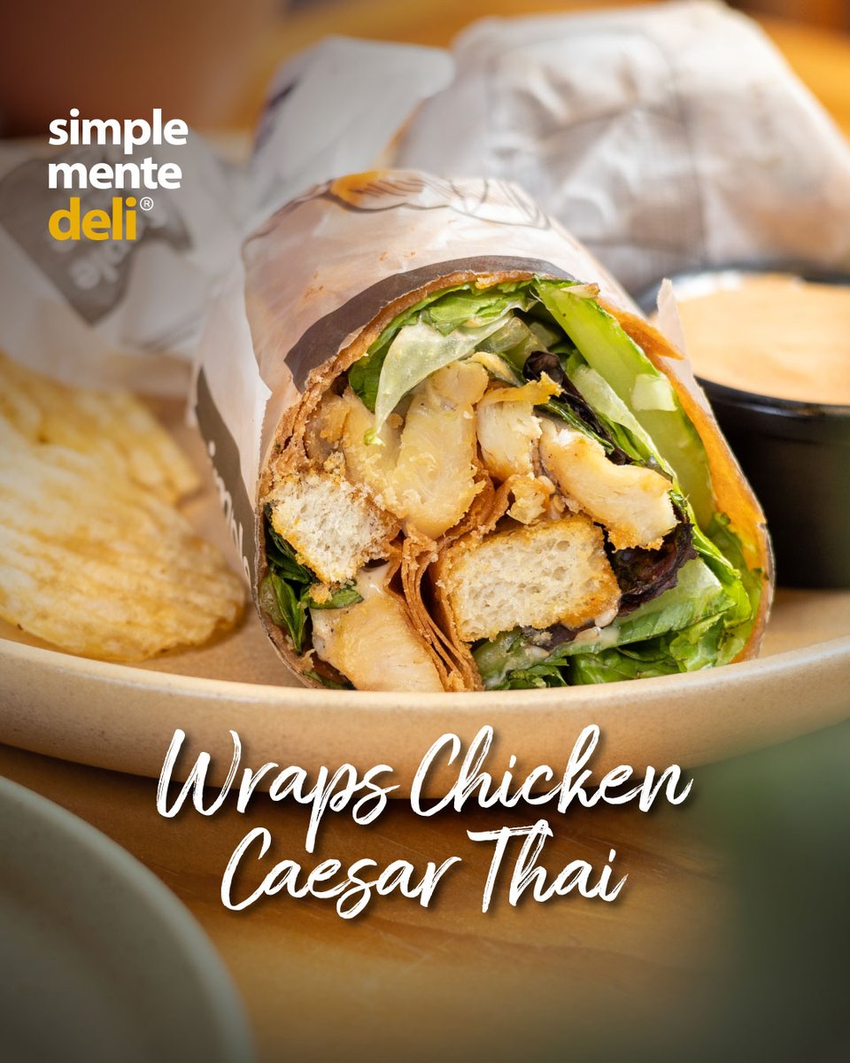 simplementedeli's tweet photo. Antojo de algo ligero pero con todo el sabor? Prueba nuestro Wrap Chicken Caesar Thai. ¡Tu lunch game sube de nivel!

#Simplementedeli #WrapsDeliciosos #ChickenCaesarThai #Healthy https://t.co/3qKvUSCbNz