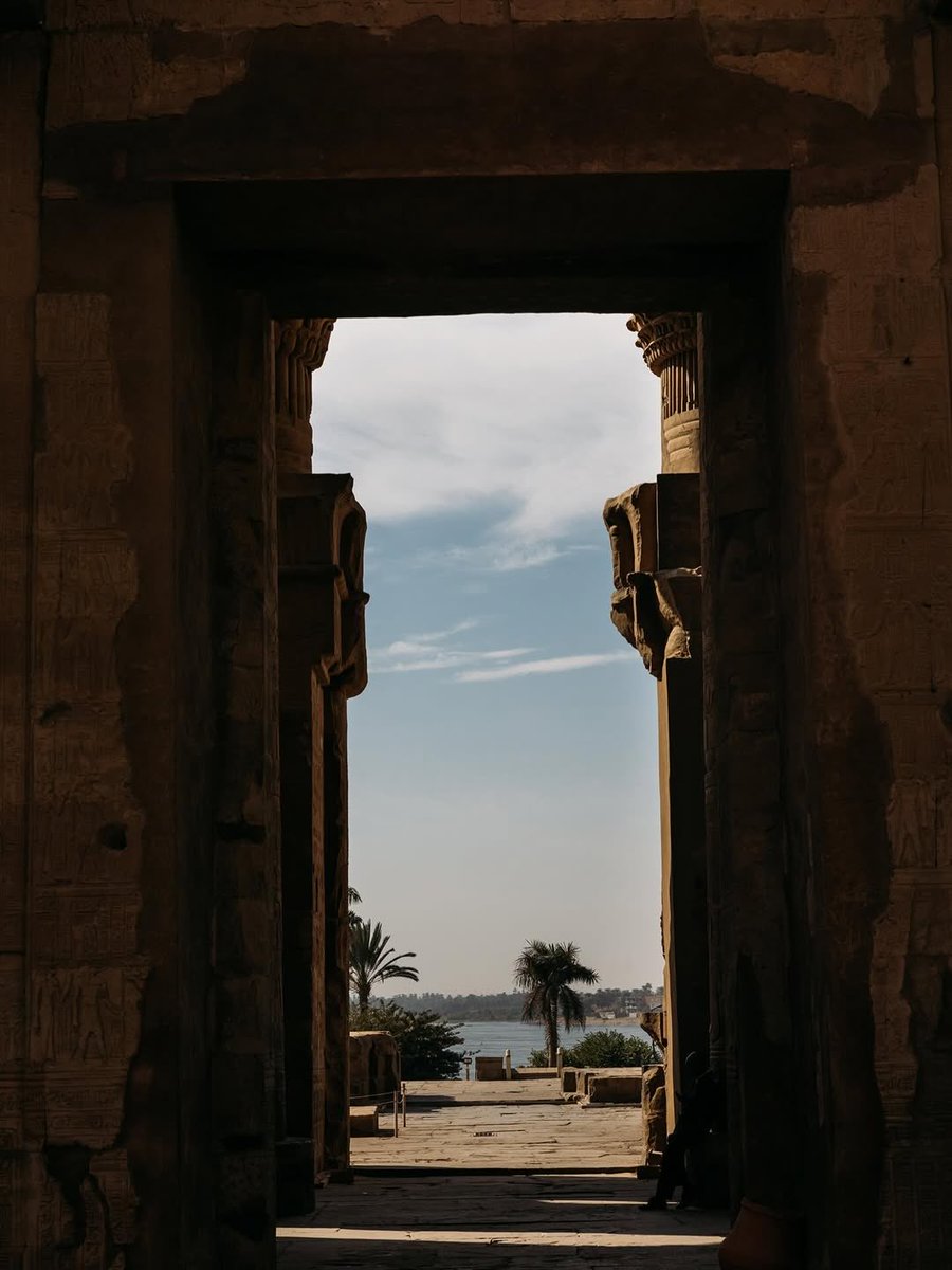 HorusTravels's tweet photo. 🏆 أسوان تتوج كأفضل مدينة سياحية لعام 2026
🏆 Aswan Crowned D-8 Tourism City of the Year 2026

At Horus Travels, we are proud to be part of this journey—
serving as a bridge that connects the world to the true spirit of Aswan: its history, culture, and timeless Nile magic ✨ https://t.co/q5CoJtKSQo