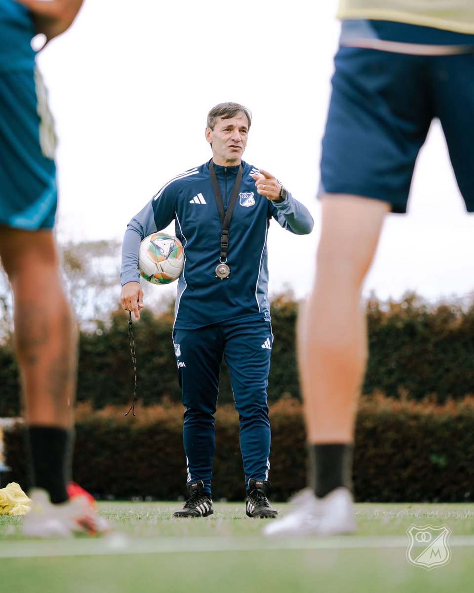 MillosFCoficial's tweet photo. ¡Enfocados! 🧠 

Primer entreno completado con nuestro nuevo Cuerpo Técnico. Ⓜ️ https://t.co/MT7bdwzitE