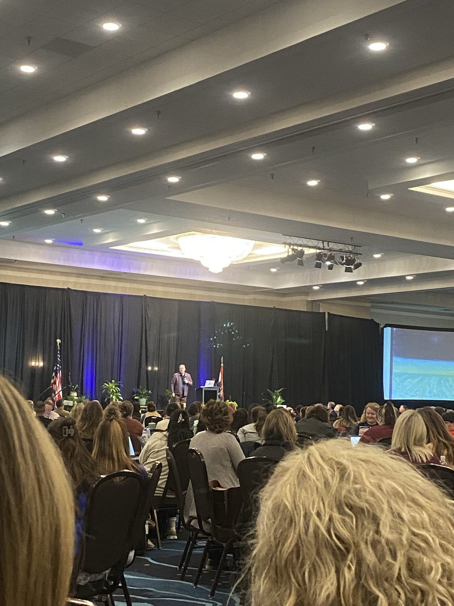 What a great experience at The Powerful Learning Conference! Enjoyable keynote speakers, great breakout sessions, and opportunities to share what I love to do!