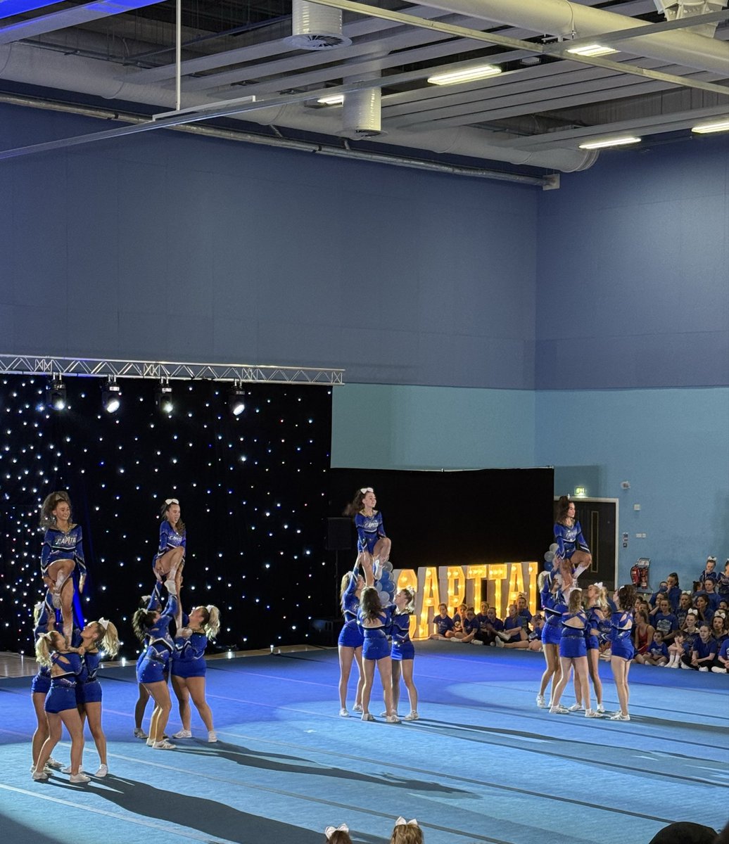 Craigroyston CHS HWB tweet media