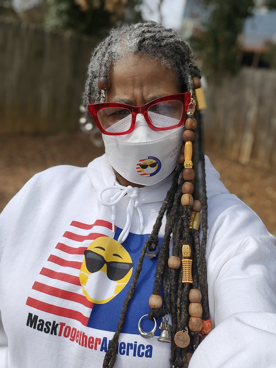 DrMarjorieRobe1's tweet image. Yes indeed #masking because #CovidIsNotOver contrary to what THEY want folks to believe!