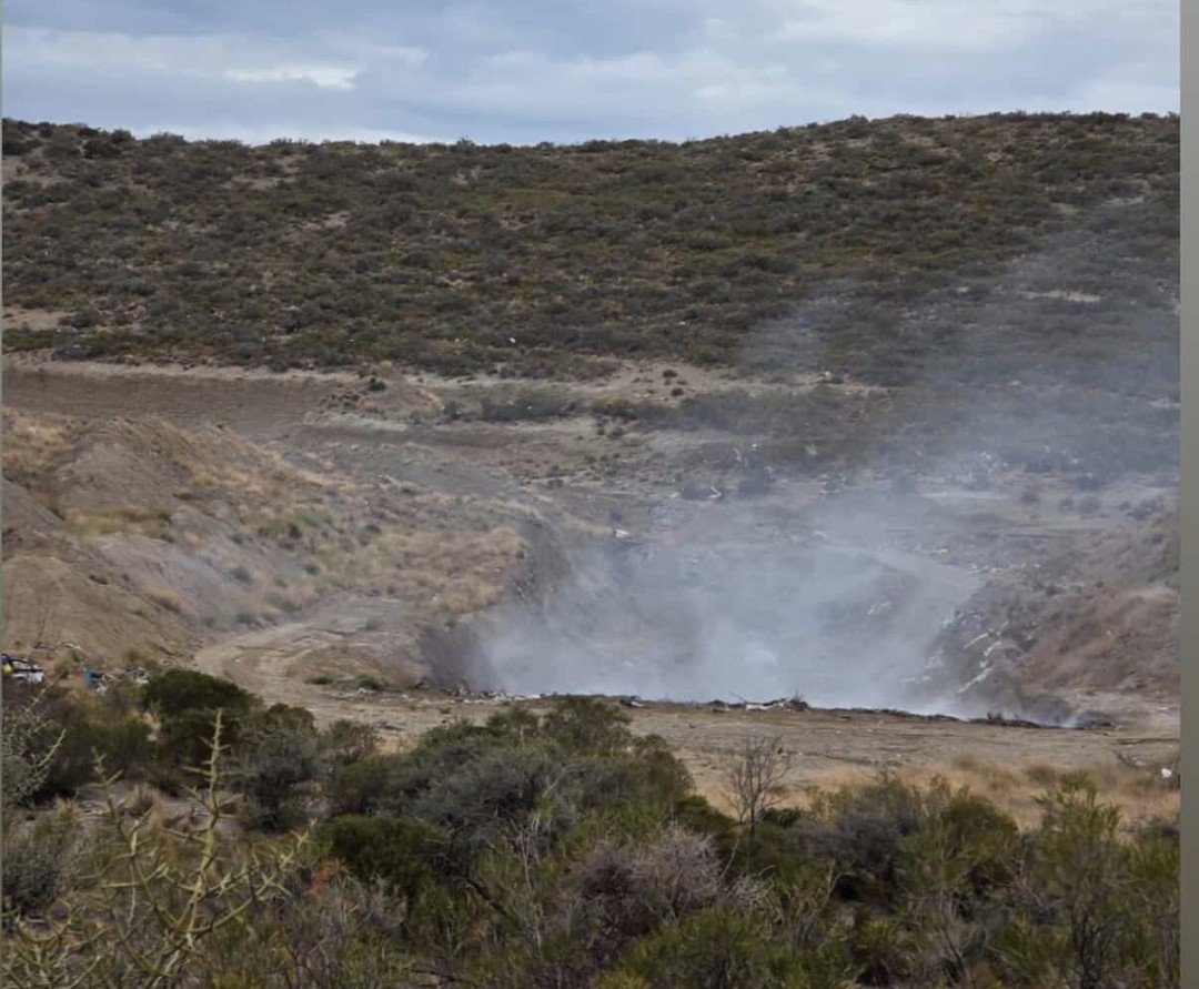 rtillynoticias's tweet image. Vecinos del barrio El Mirador, en Rada Tilly,  denuncian malestar y hasta insomnio  por el basural - rtn.com.ar/?p=152260&amp;amp;utm_…