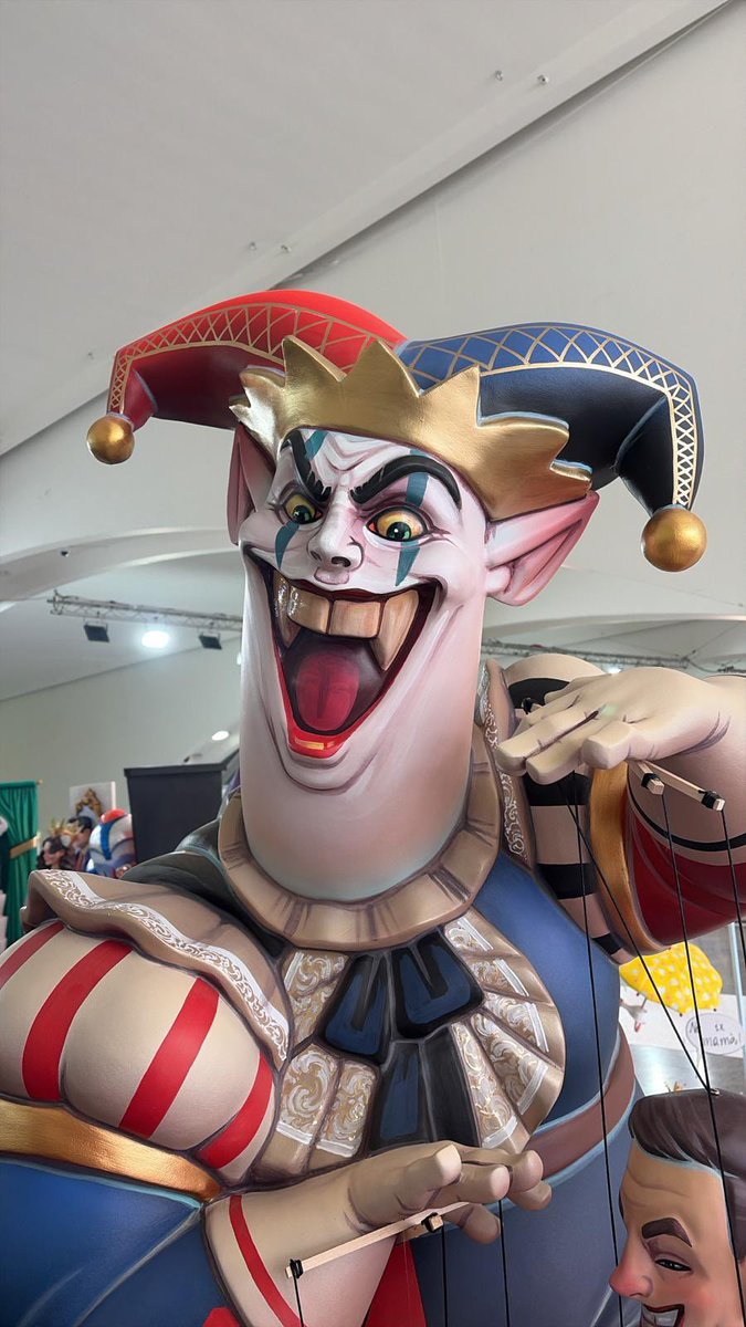 Falla Gayano Lluch tweet media