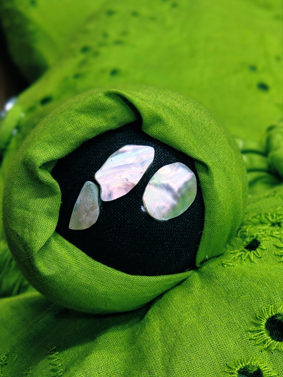 【これは何かな？】

昨日は  #ロワンがいない 稽古でした！
人形も続々出来上がって来ています！

これは一体なんなのか…。
ぜひ確かめに来てください✨️