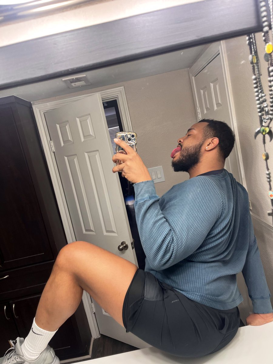 Throat Baby 🔞 tweet media