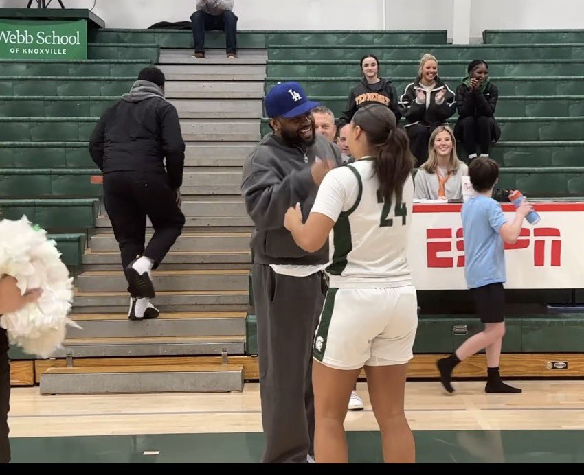 wownetwork's tweet photo. FINAL: Webb Lady Spartans 48, Baylor Red Raiders 40. @5StarPreps @prepxtra https://t.co/CdhQQHLcDp