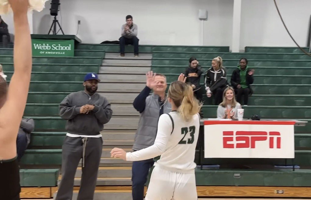 wownetwork's tweet photo. FINAL: Webb Lady Spartans 48, Baylor Red Raiders 40. @5StarPreps @prepxtra https://t.co/CdhQQHLcDp