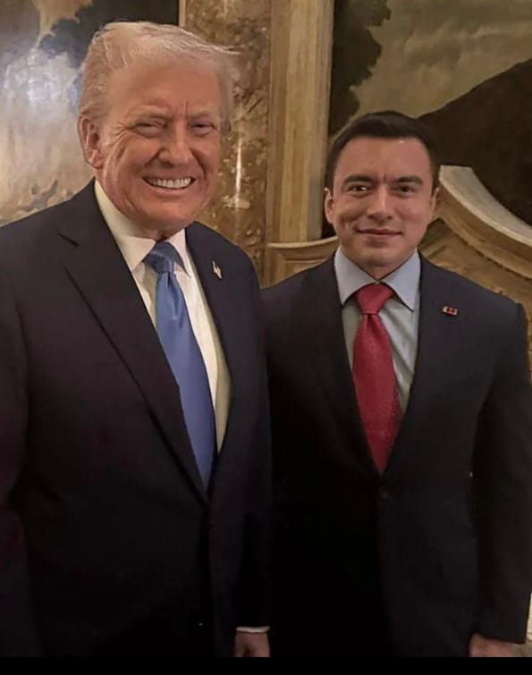 No hizo falta arrodillarse, entregar el país en bandeja ni lamer botas gringas.

Pero claro, para algunos la dignidad es un lujo que no se pueden permitir… sobre todo cuando hay una fotito de 165 mil dólares que pagar. 

A ver si Noboa toma nota de lo que es tener un mínimo de