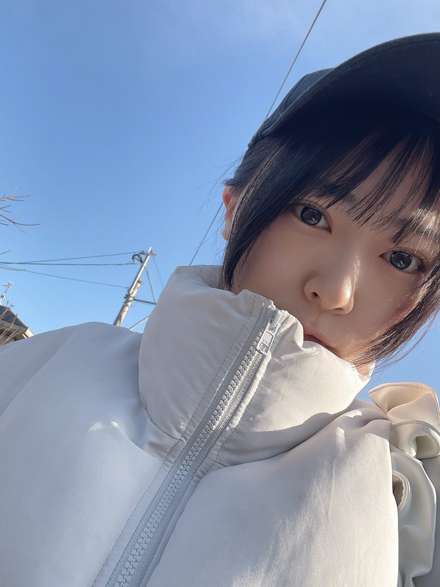 おはようございます☀️ しろちゃんは今からバイトです 行ってきますに