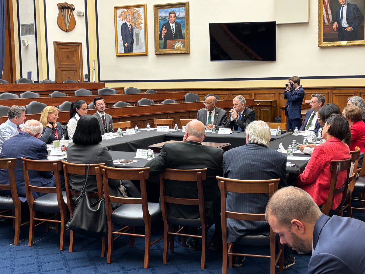 The working men and women of the Association of Flight Attendants are there no matter the destination.

Today, I met with <a href="/afa_cwa/">AFA-CWA</a> President <a href="/FlyingWithSara/">Sara Nelson</a> as part of <a href="/LaborCaucus/">Labor Caucus-DPO</a> to discuss how Congress can better support flight attendants and airline workers.