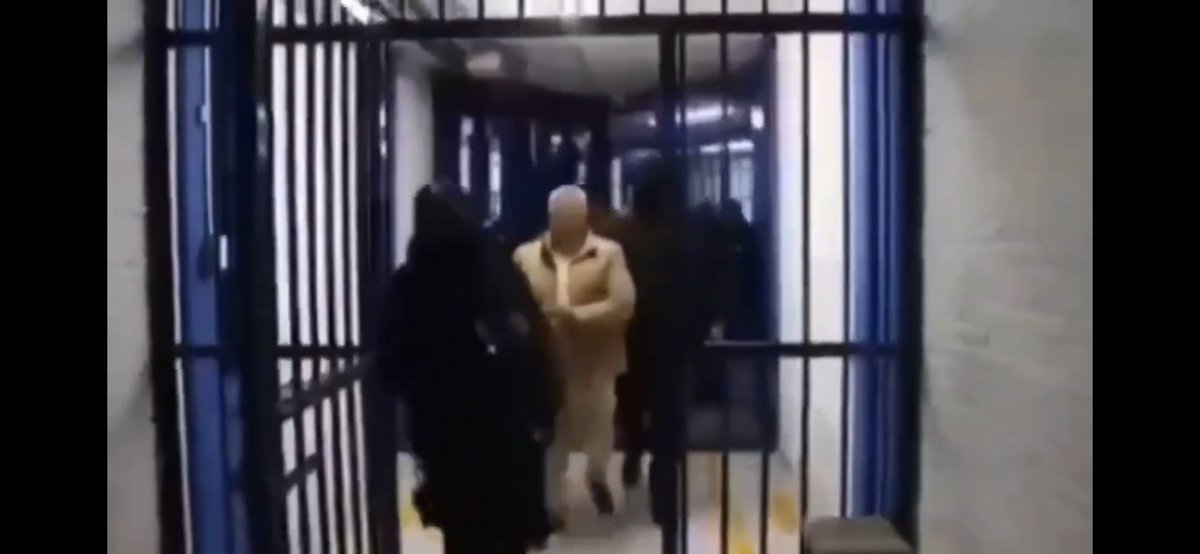 #Comparte 📰 || Así es el antes y después de Javier López Zavala. 

Se nota que la sentencia de 60 años de cárcel, le ha pasado factura al ex candidato del #PRI a la gubernatura del estado de #Puebla. 

farodigitalpuebla.com/politico-sente…