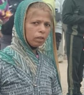 She, Kanchan Bai Meghwal (40yrs) an anganwadi cook in Madavada Panchayat, MP and she is a Hero. A Martyr of humanity.

This Monday around noon, kids at the Anganwadi centre were playing outside the facility as part of their daily routine when a swarm of bees suddenly attacked.