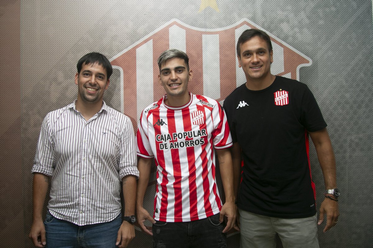 🔴⚪️ #PrimeraNacional

¡Bienvenido al más popular del norte, Kevin! 🇦🇹

Kevin López, mediocampista de 24 años con último paso por Atlético Tucumán, firmó su contrato y se convirtió en nuevo refuerzo del Santo.

⚽️ #VamosCiudadela