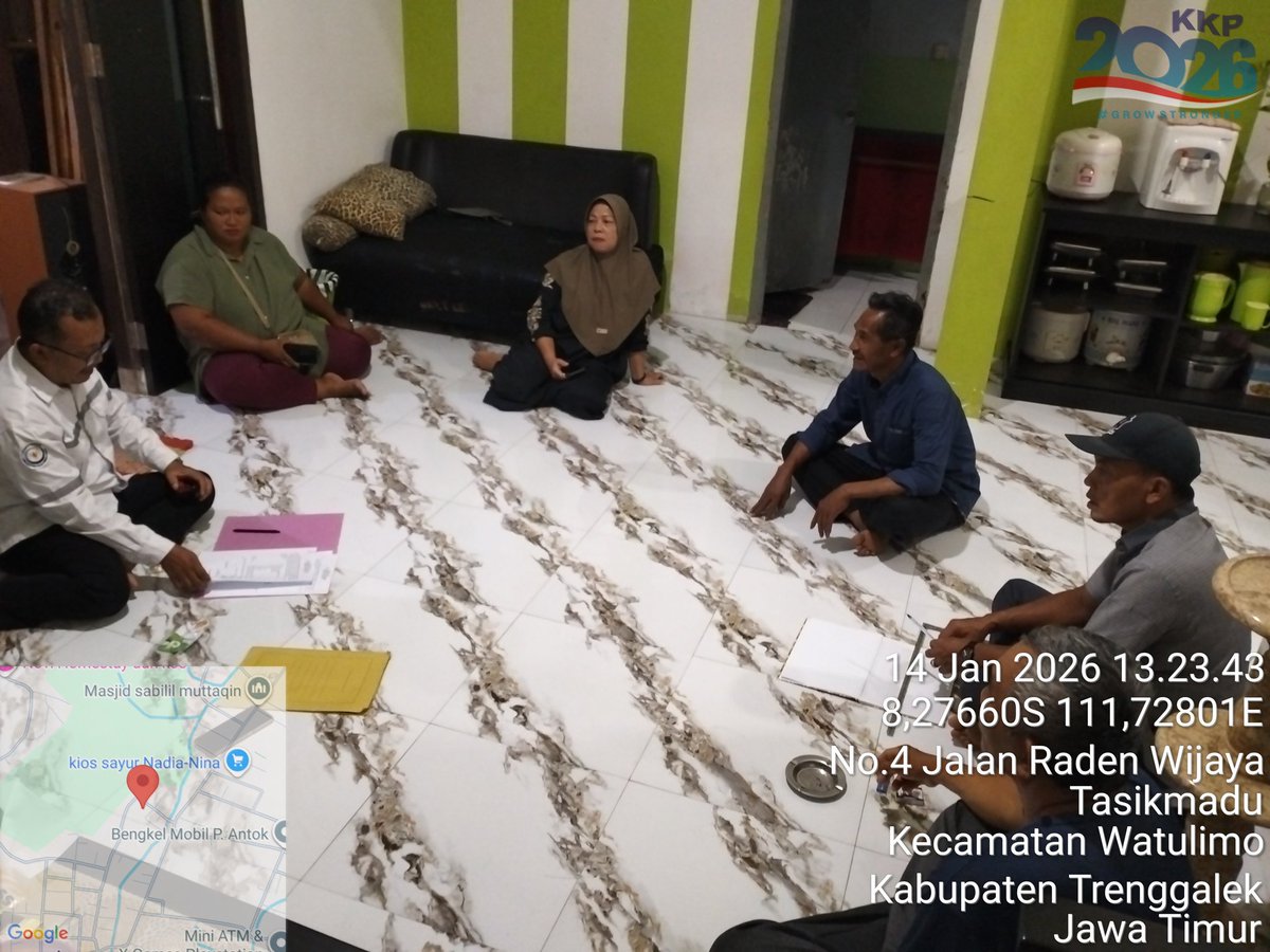 ibnu_m3's tweet photo. Rabu (14/01/2026) Ibnu Mas'ud, S.Pi, Luhkan Kab. Trenggalek. Penumbuhan kelompok dan Sos. Permen KP No. 28 Th. 2024 di Poklahsar Podo Rukun, Ds. Tasikmadu, Kec. Watulimo
#GiatLuhkanSatminkalBwi https://t.co/3solXKAvUh
