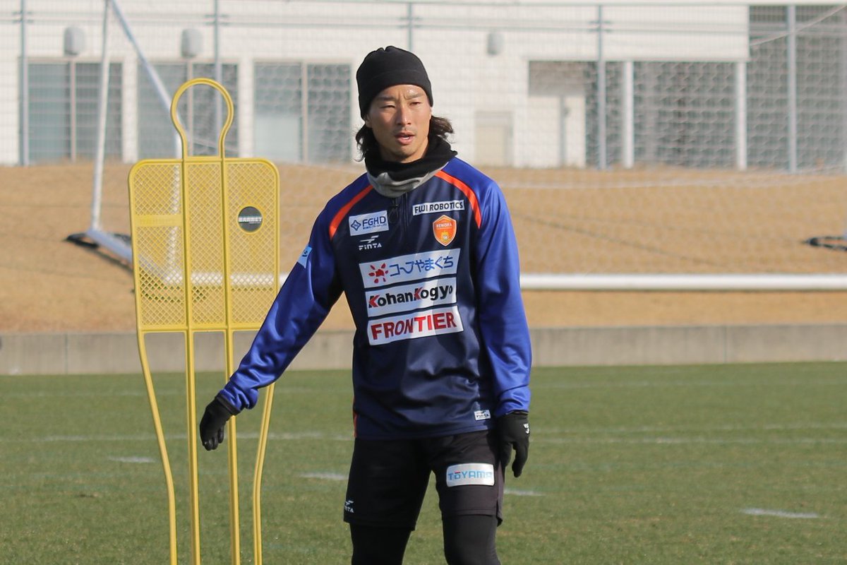 レノファ山口　トレーニングウェア 🟠𝑇𝑟𝑎𝑖𝑛𝑖𝑛𝑔 𝑃ℎ𝑜𝑡𝑜🟠 本日よりNEWトレーニングウェア着用