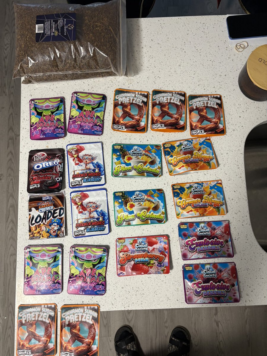 brokenvggassick's tweet photo. @juiceredf ITS HERE https://t.co/LwqjCAvwvk