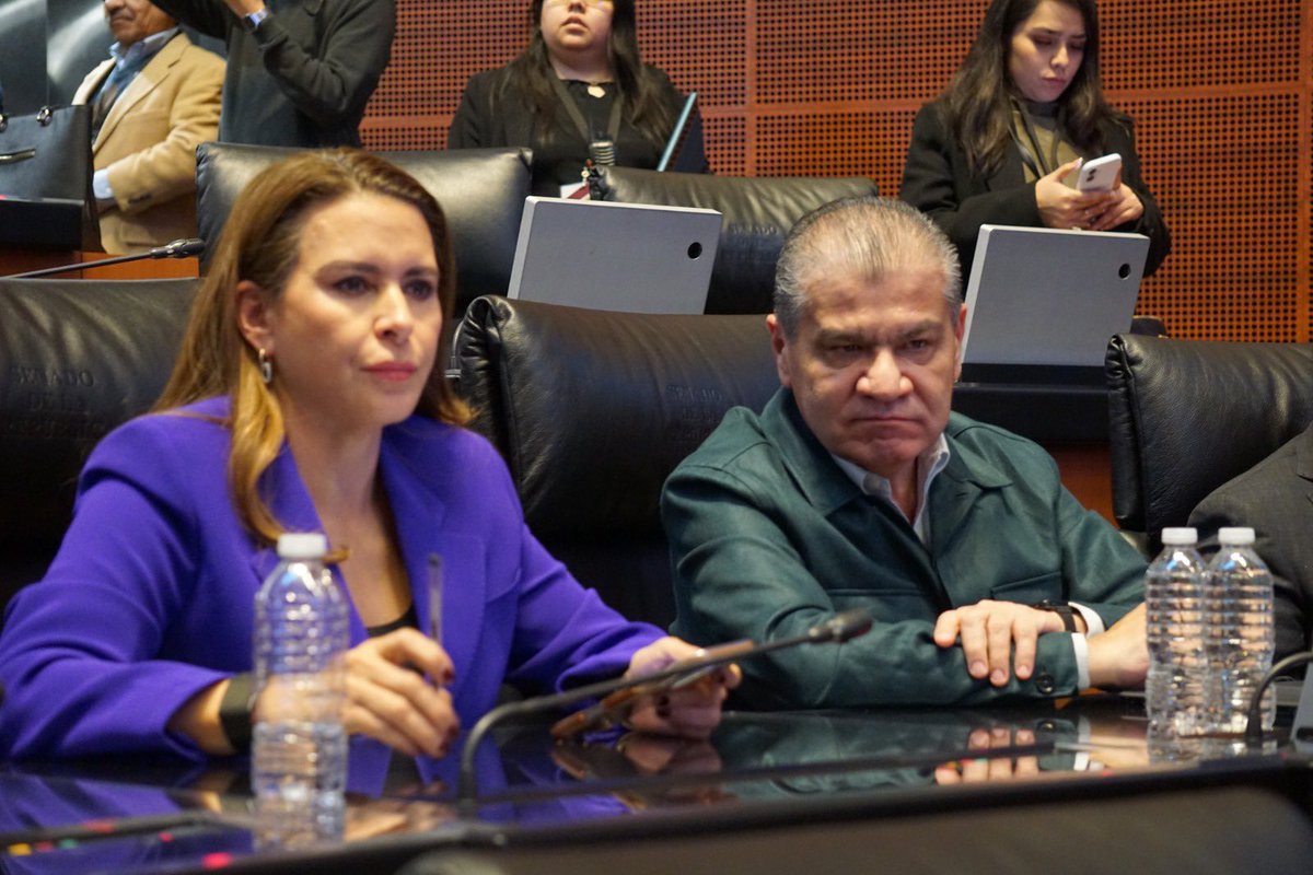 mrikelme's tweet photo. Hoy tuvimos sesión ordinaria en el Senado,desde el #GPPRI estaremos promoviendo proyectos que fortalezcan los servicios de salud para la infancia y apoyos a quienes han sido víctimas del desplazamiento forzado,iniciamos con una agenda que impulsa acciones por un México más justo. https://t.co/DSFz6KLtpr