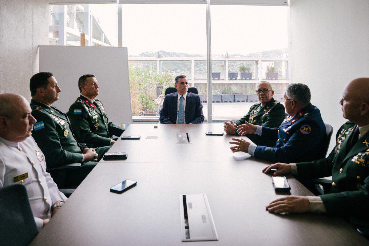 Fuerzas Armadas de Honduras tweet media