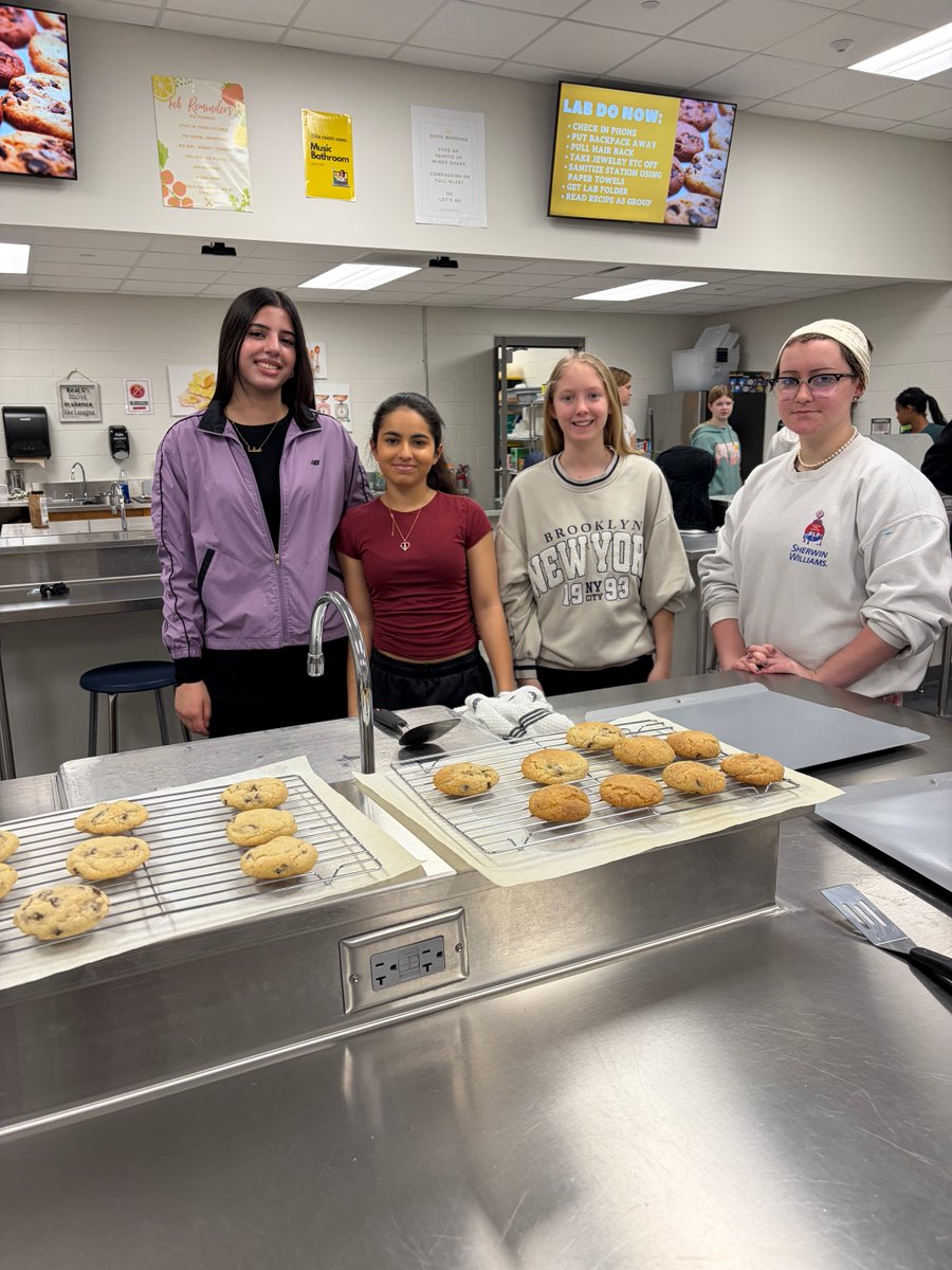 Lincoln Standing Bear High School tweet media