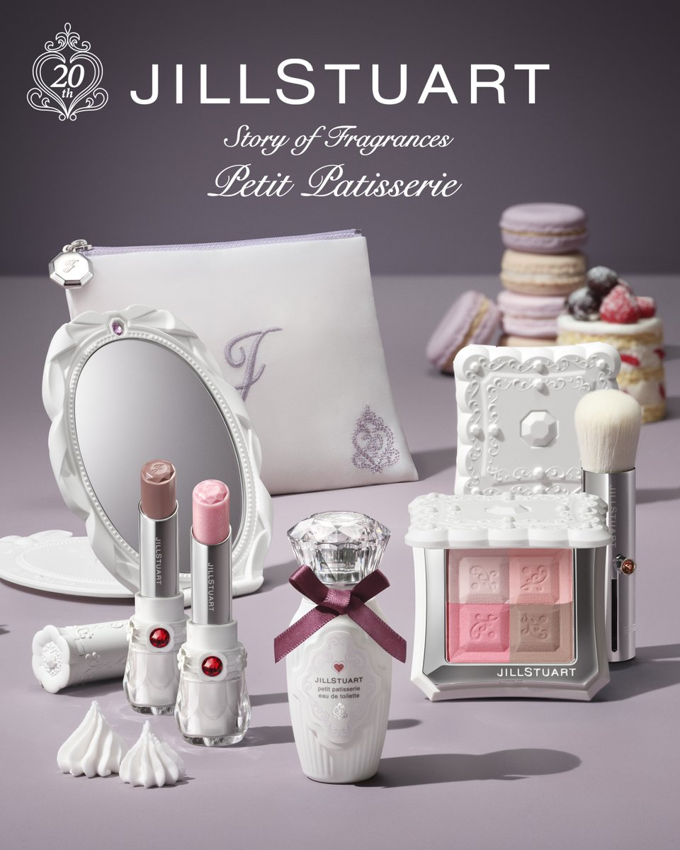 🍰 2月6日(金)より予約開始 🍰

ジルスチュアートの20周年をお祝いする
マンスリーコレクション
「Story of Fragrances」から、
プチパティスリーの香りが限定復刻🎂

美しい陶磁器のようなデザインで
オードトワレやリップ、チーク、ミラーがラインアップ✨

甘い世界観にうっとりするときめきを🤍