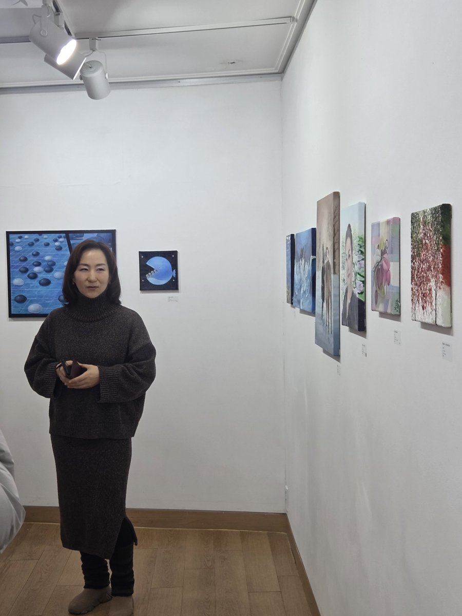 SIM_Moby tweet media