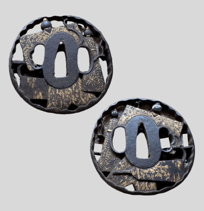 買取実績のご紹介：刀装具 鍔（つば）】 本作は、堅牢な鉄地に繊細な