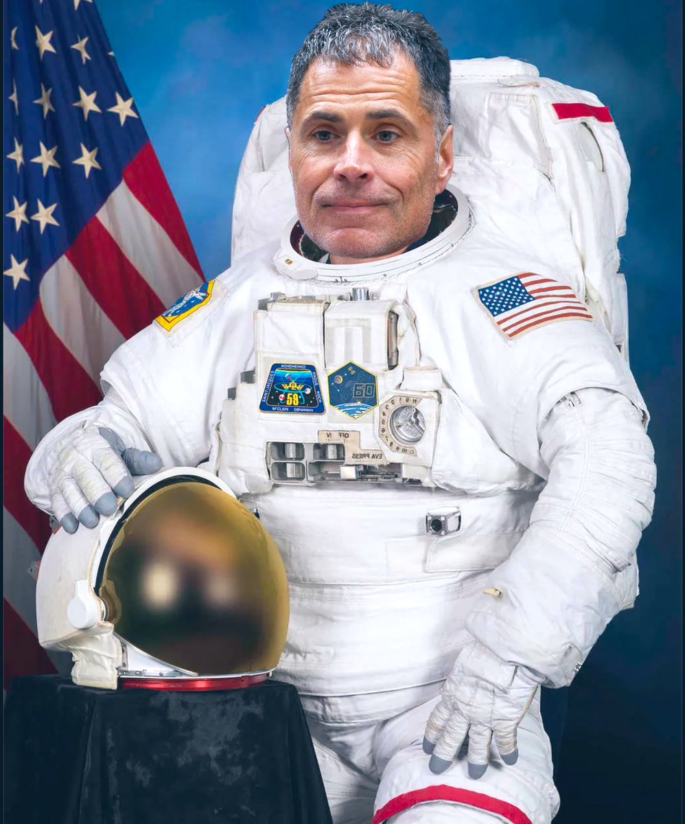 LakeShowYo tweet media