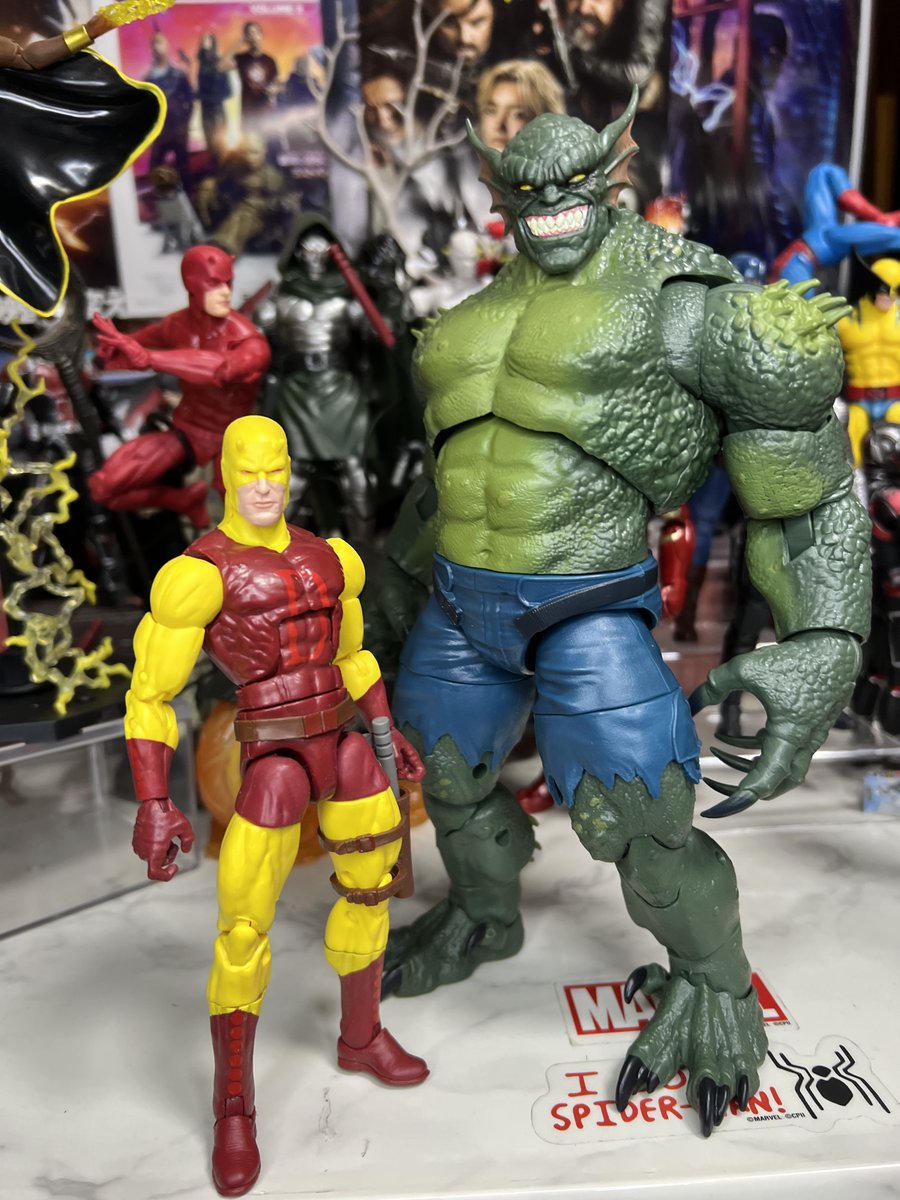 マーベル・レジェンド デアデビル イエロー・インフィニット新品未開封 せっかくなのでマーベルレジェンド イエロースーツのデアデビルと並べる