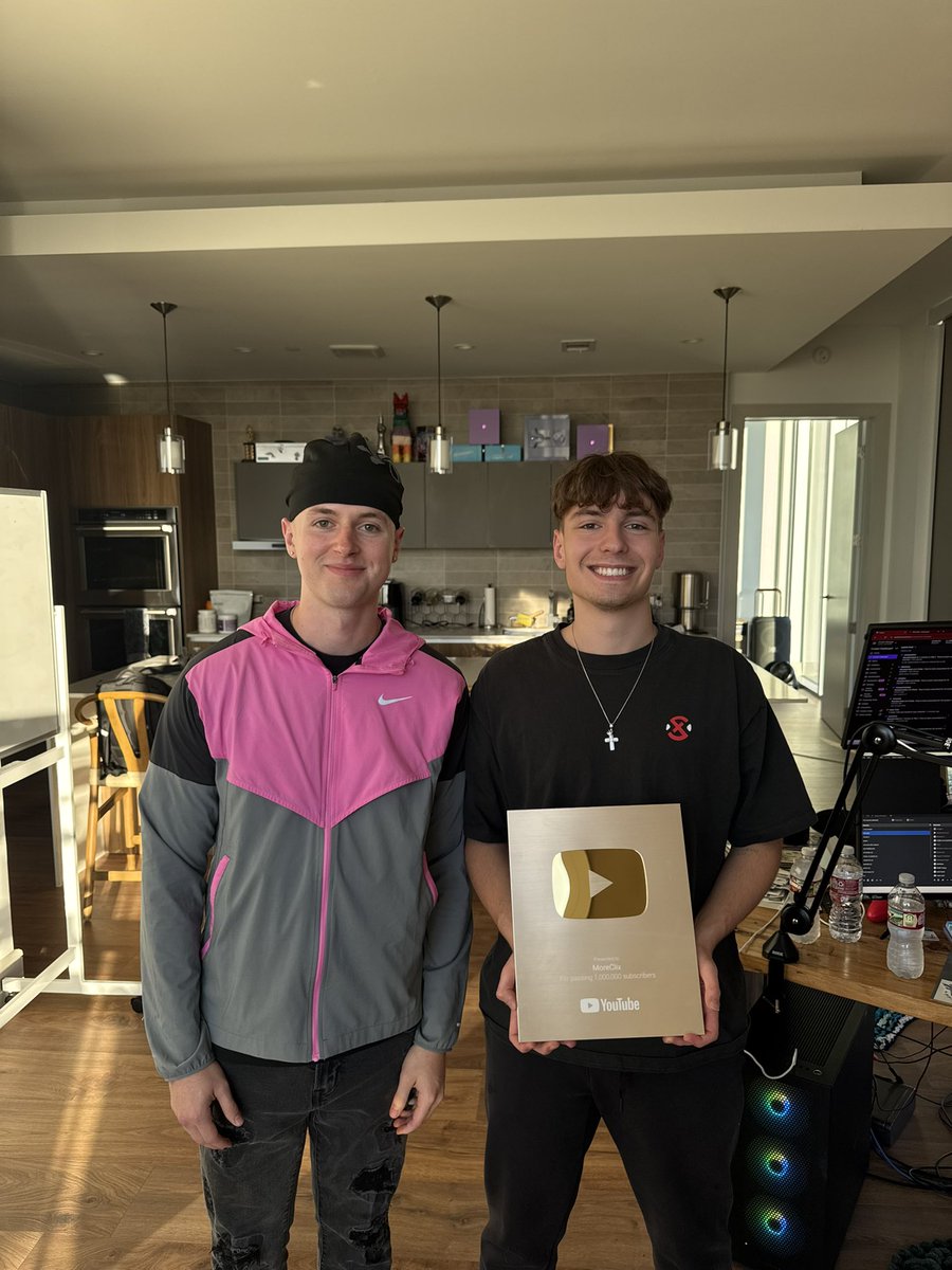 1 milly with bro 🏆 <a href="/Clix/">Clix</a>