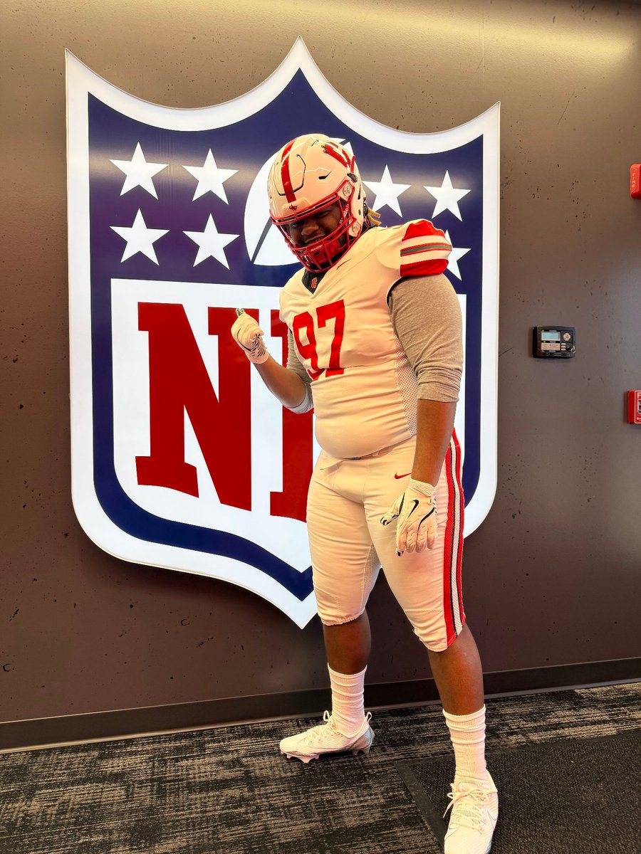 Rolander Mann tweet media