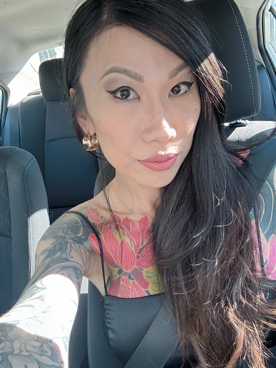 yanatsbabe's tweet photo. Can’t wait for spring!! 🌹🌸🌷 https://t.co/n8NQMxw7mK