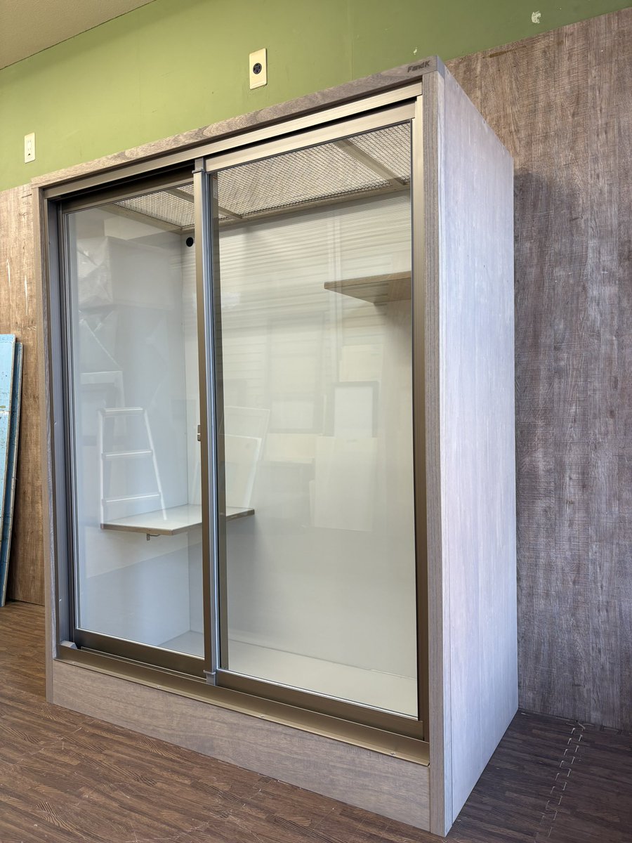 おはようございます！ 本日出荷ケージ✨ サッシ仕様 1200×600×1500 木