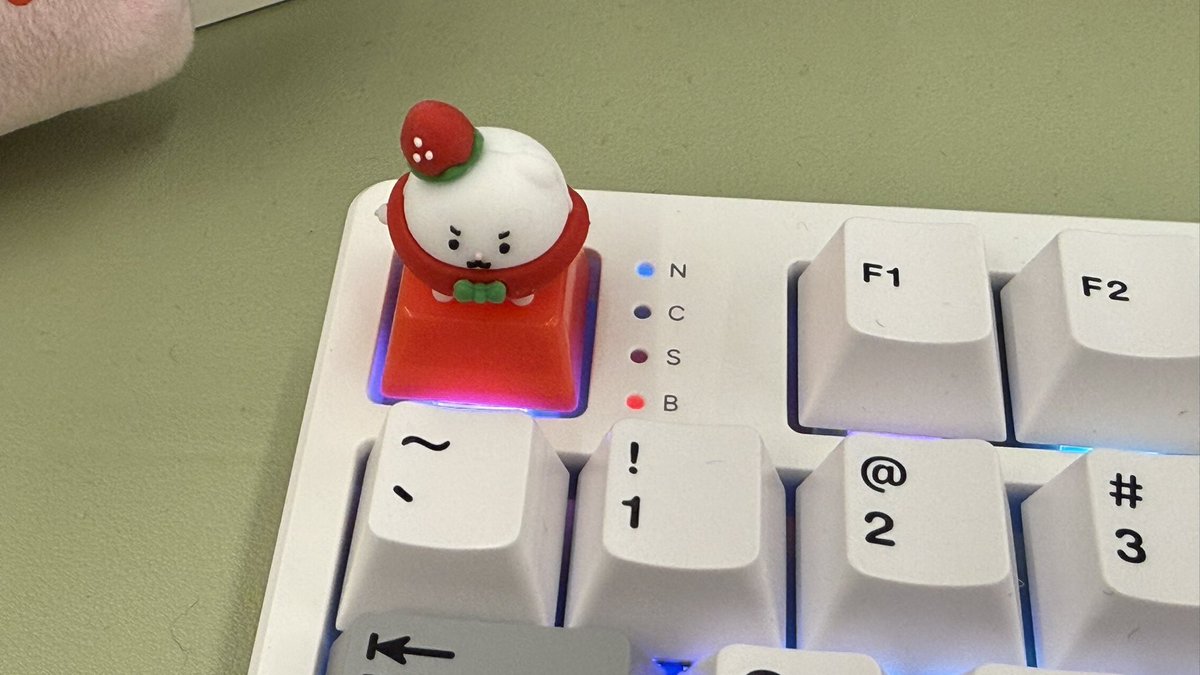 hayanlog's tweet image. 키캡때문에 화장품 샀다고?
그래