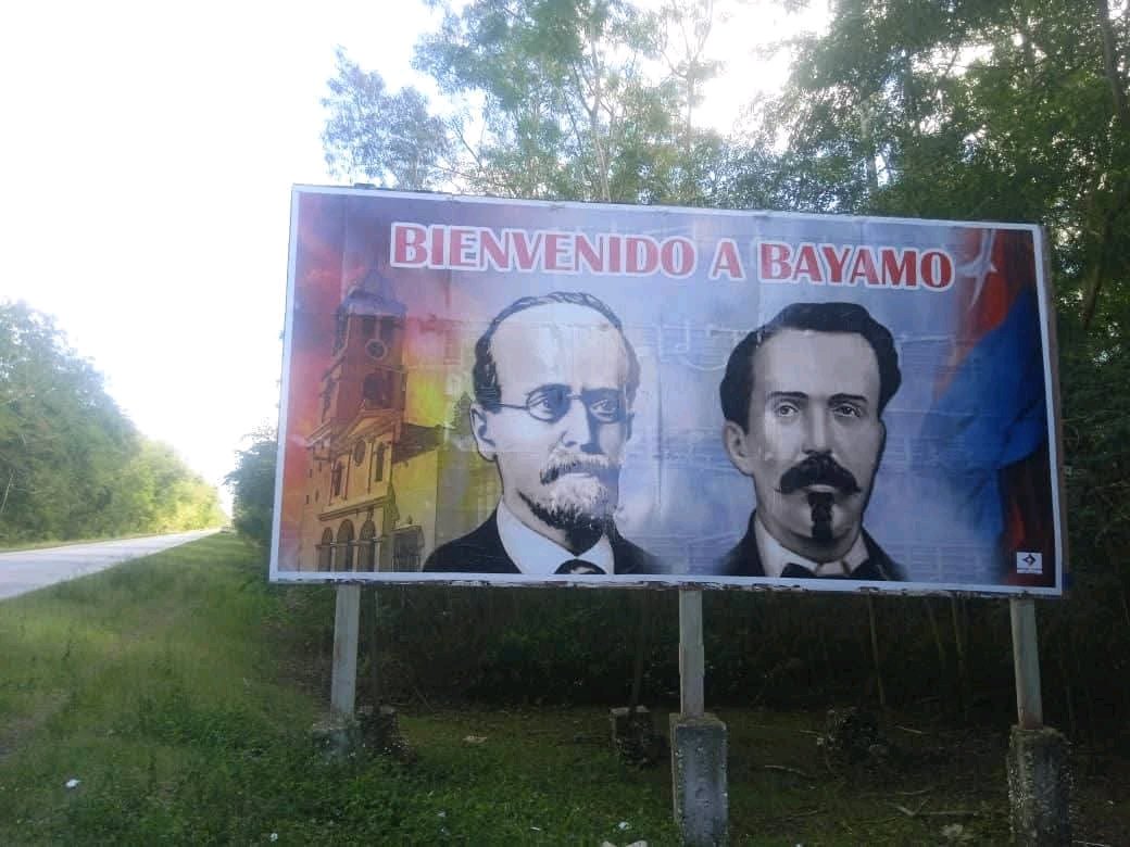 Se intensifica en #ProvinciaGranma la revitalización de  vallas y propaganda revolucionaria en centros laborales,estudiantiles, comunidades y municipios en el centenario de nuestro Comandante en Jefe Fidel Castro Ruz.
#100AñosConFidel #TodasLasManosTodas #GranmaVencerá