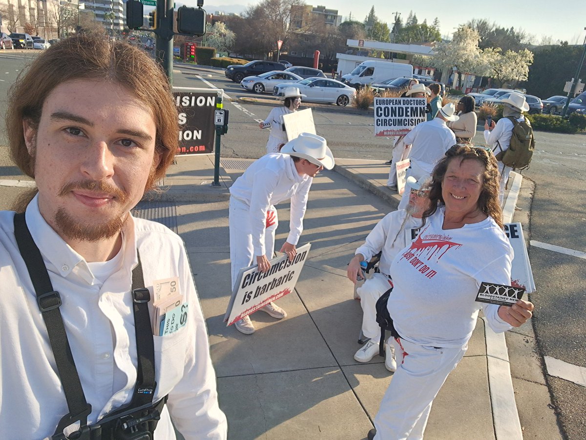 intacticorn's tweet image. Demonstrating at Walnut Creek, CA! #i2 #circumcision