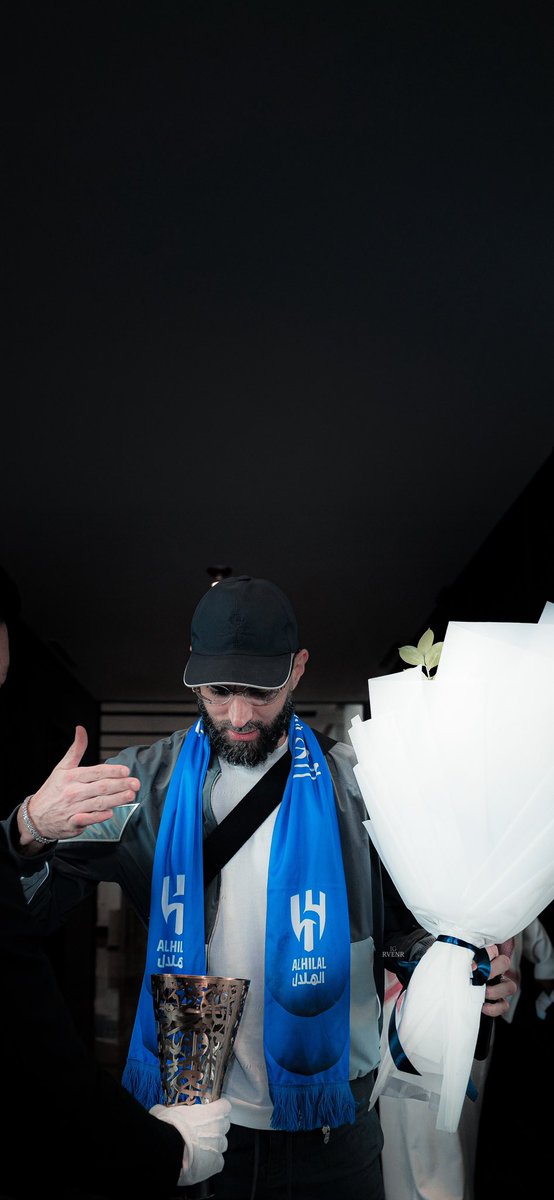 mrderby64's tweet image. Benzema Wallpaper 4k❤️‍🔥

#Alhilal #Benzema #4k #Wallpaper
-
t.me/mrderby64