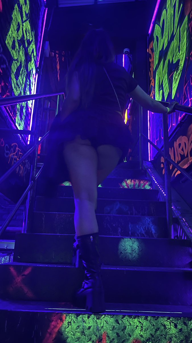 ….Y todavía preguntas porqué te sigo a todo lado? 🥵🔥 #martesdetentación