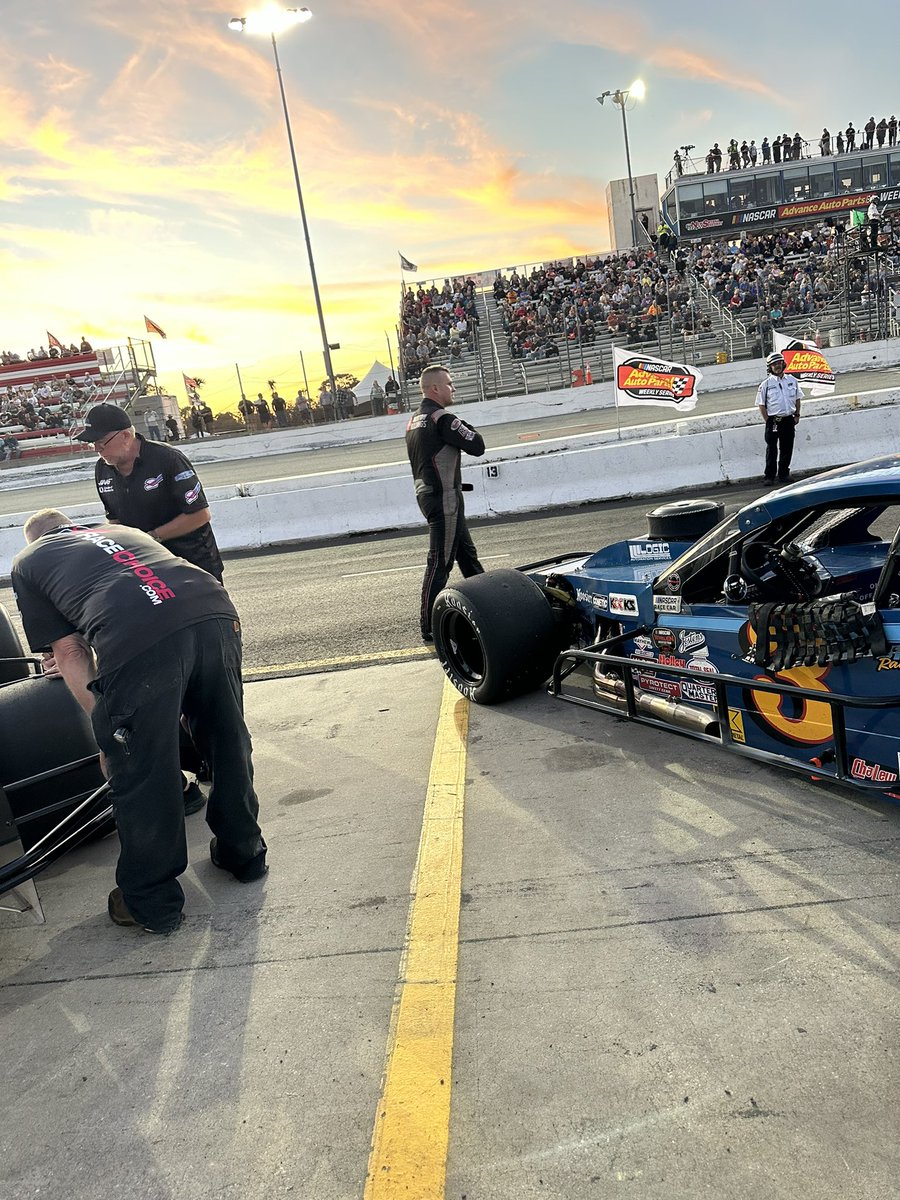 JohnSlotcar8's tweet photo. Good luck @RyanPreece_ in @newsmrynaspeedway you got this kick some but https://t.co/powMs8cmxU