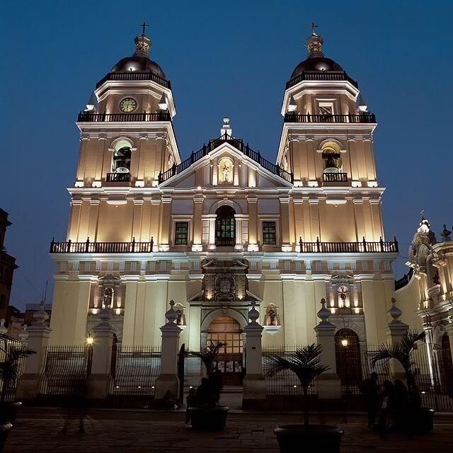 Ava Nelson from the class of 2028 reflects on her experiences traveling and how Jesus calls us in today's gospel to "not be afraid, but to have faith in him that he will provide."
podcasts.apple.com/us/podcast/fai…