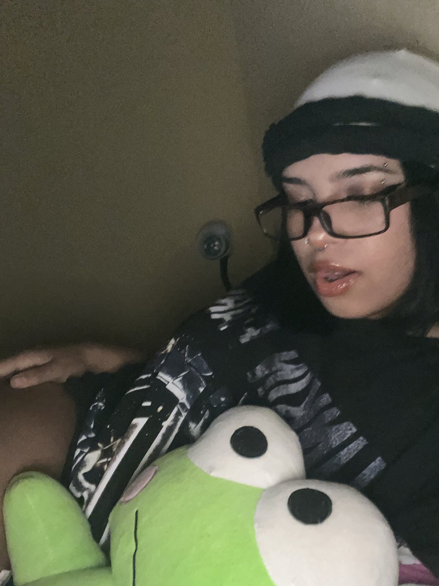 LyaPingo tweet media